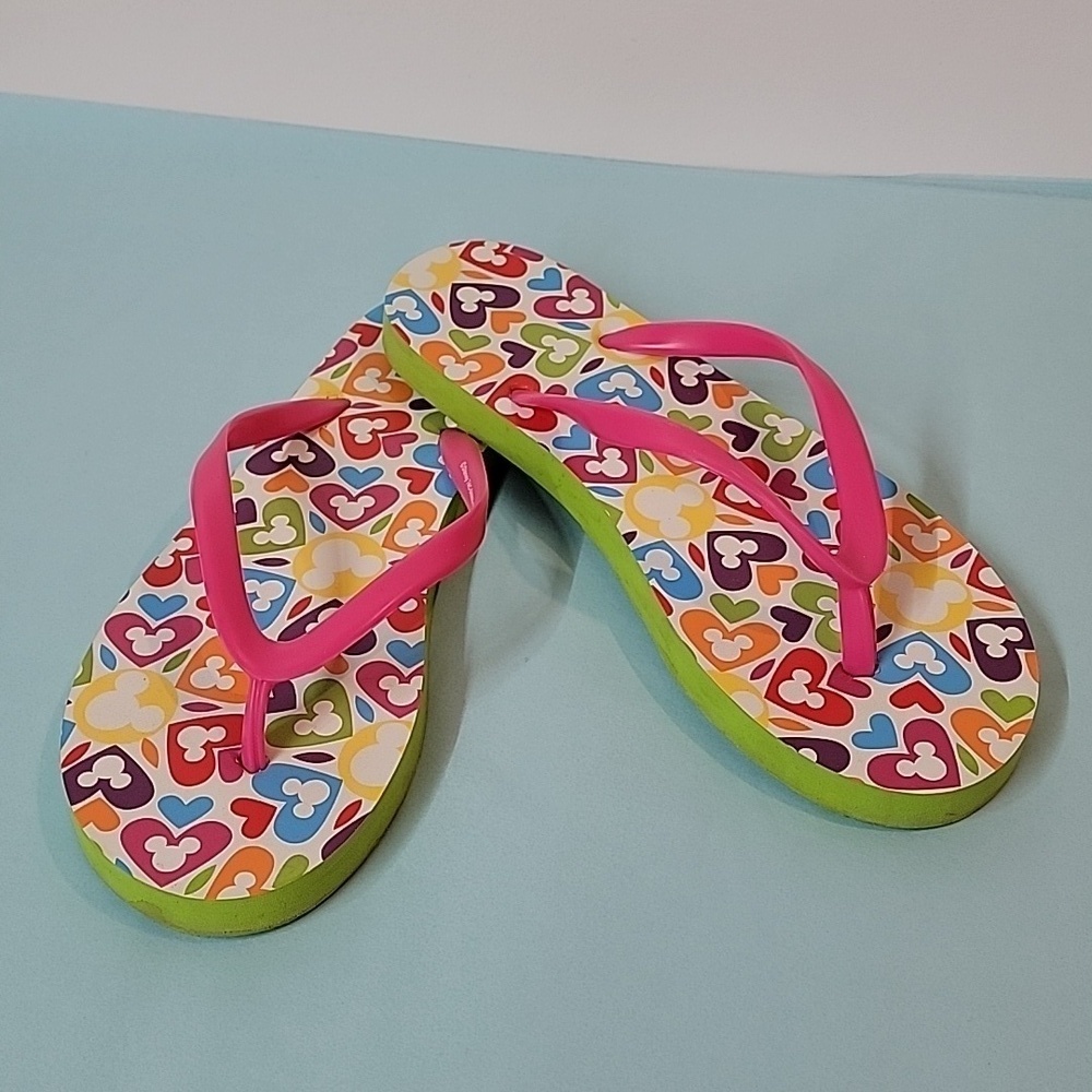 🌈Disney Parks Colorful Heart Shaped Mickey Mouse Flip Flops Size 7